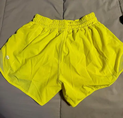 Lululemon Hotty Hot Shorts 4”