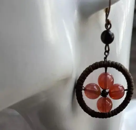 Vintage Red Agate/Wood Western Aztec Dangle Flower Round Earrings Wire Wrapped Pink