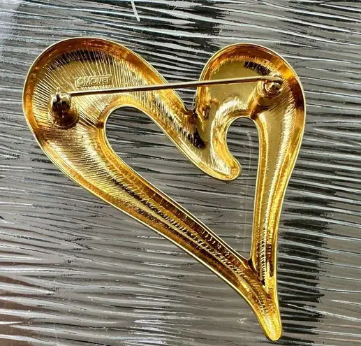 Monet  Gold-Tone Open Heart Vintage Brooch/Pin