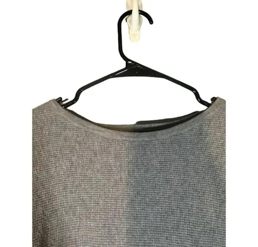 T Tahari Gray Long Batwing Sleeve Boat Neck Knit Sweater Women Sz S