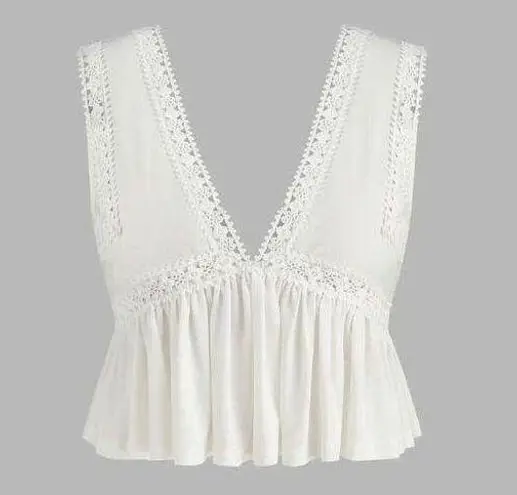 Cider V Neck Lace Ruffle Crop Top Nwt Women’s Size S B39