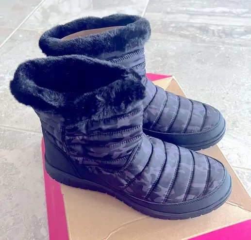 Ryka Suzy Ankle Booties, Water Repellent Winter Boots Size 11 M, New in Box