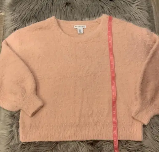 London Kaye fuzzy eyelash sweater blouson sleeves M Size M