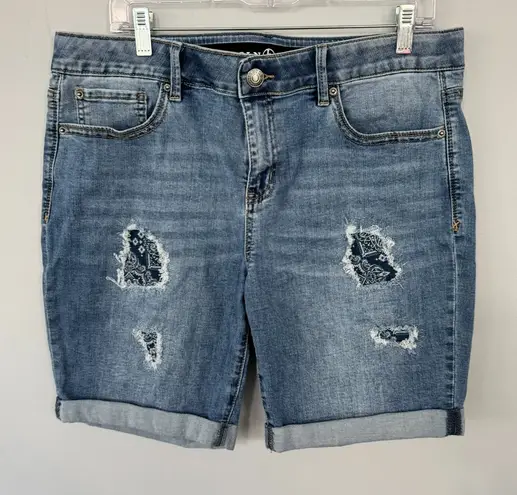 Lincoln Outfitters Distressed Patched Med Wash Jean Shorts Women's Plus Size 16