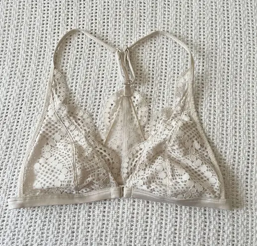 Victoria's Secret Victoria’s Secret White Lace Racerback Bralette Size Medium