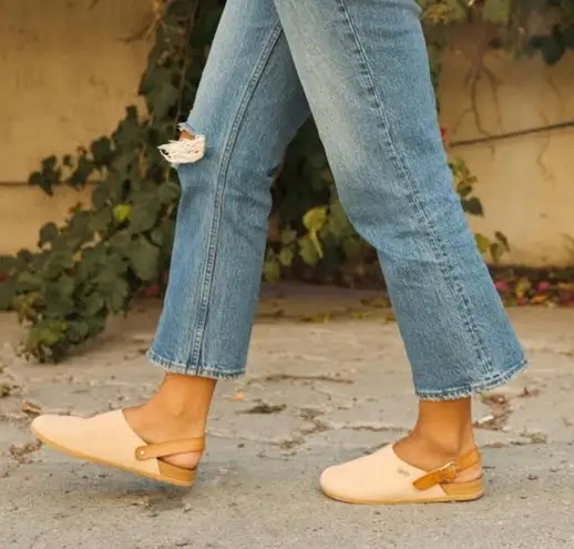 REEF Cushion Sage Tx Striped Shoes 10