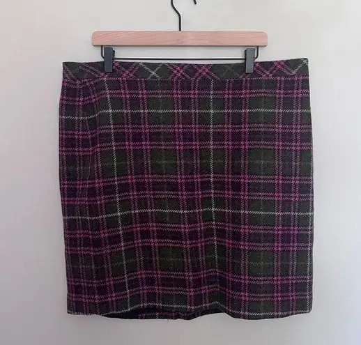 L.L.Bean  Wool Favorite Fit Plaid Skirt - Size 18