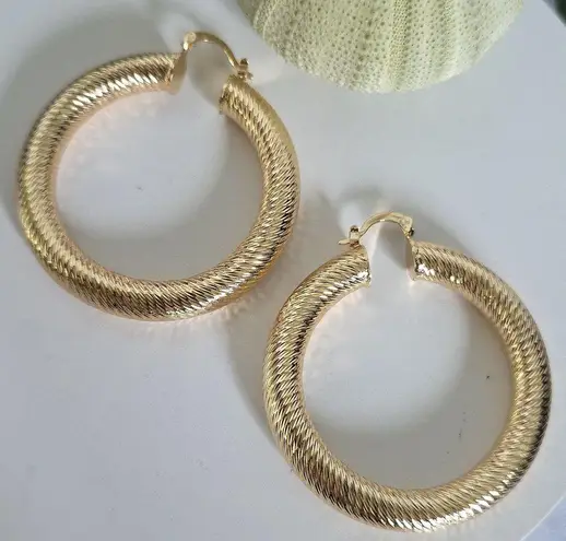 Gold Chunky Round Swirl Hoop Earrings