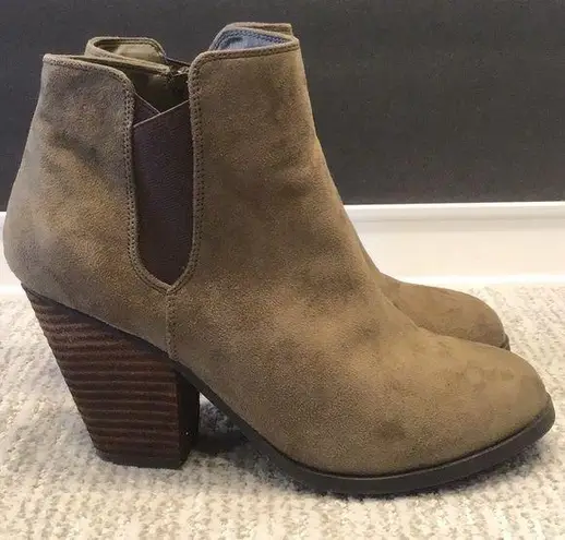 mix no. 6  olive green faux suede ankle boots