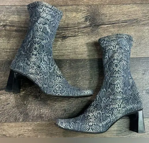 Vero Cuoio Faux Snake Skin Boots Blue Size 7