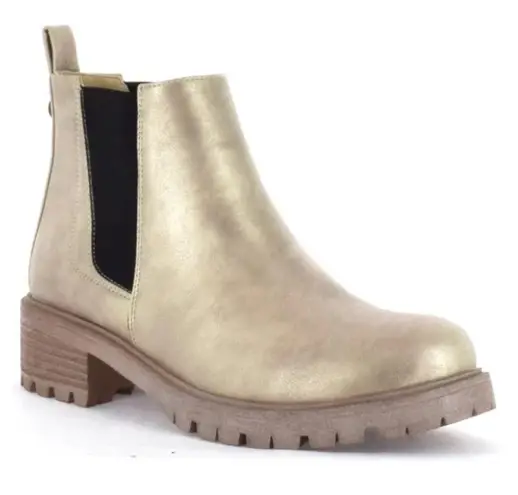 Seven7 NWT Billie Chelsea Boot Gold Women’s Sz 9