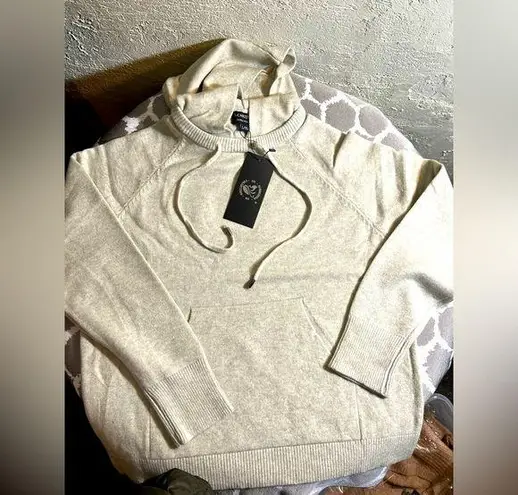 Women’s Cashmere Stone/ Cream Hoodie Sweater, perfect for winter wear, warm,cozy Gray Size undefined