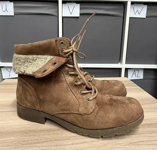 Arizona Jeans Co Women's Rust Brown Ankle Hiking Style Boots