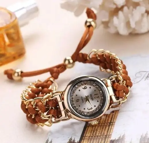 2023 Fashion Women Watches Knitting Rope Chain Winding Analog Quartz Wrist Watch Gold