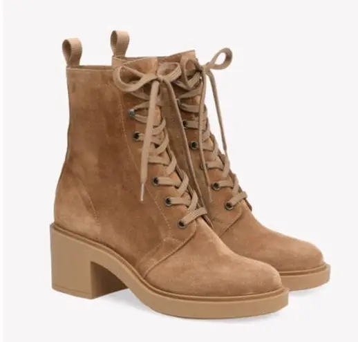 Gianvito Rossi  Foster 45mm Suede Lace Up Boots in Beige