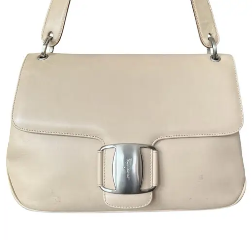 Salvatore Ferragamo Vara Beige Leather Shoulder Bag
