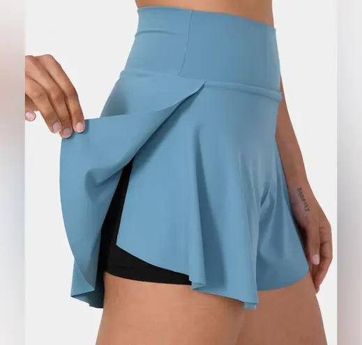 Halara High Waisted Split 2-in-1 Yoga Shorts 2” Medium Women’s Blue NWT