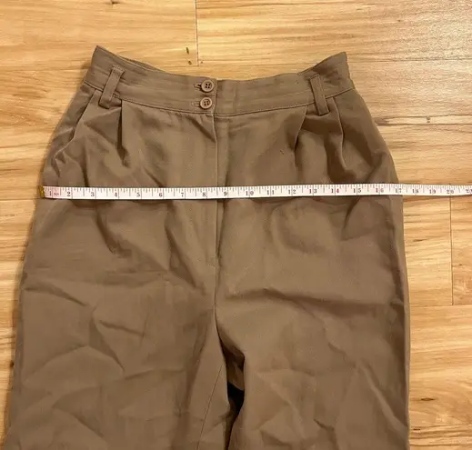 Women’s Bernard Holtzman Vintage Tan/light brown 100% wool trousers Tan Size 4