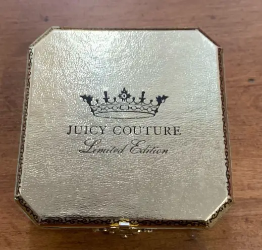 Juicy Couture Retro  Pam & Gela Pink Gold Class Ring Necklace Limited Edition