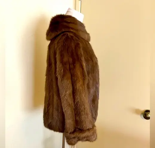 Sable fur coat with a brand new lining size 8 Brown
