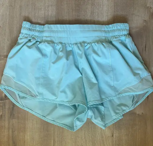 Lululemon Hotty Hot Short 2.5”