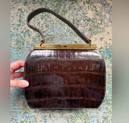 Vintage 50/60s Bellestone brown alligator leather clasp frame purse