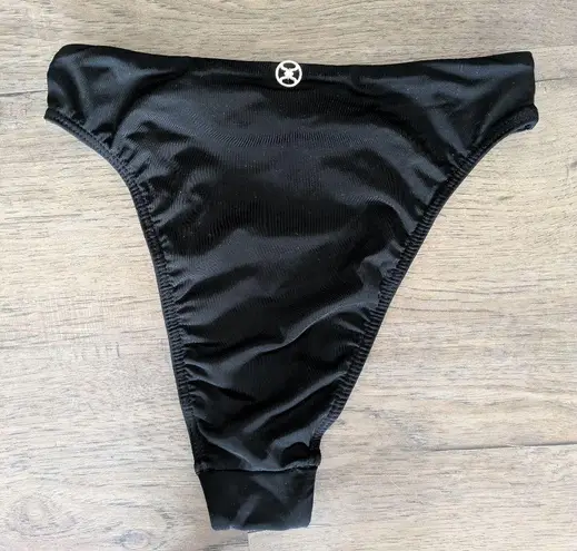 Vix By Paula Hermann Black Bikini Bottom Sz Xs