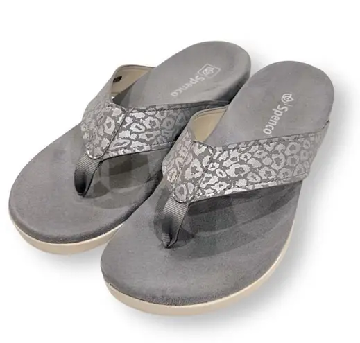 Spenco Orthotic Thong Sandals in Grey Shimmer Cheetah Print 9.5 Gray