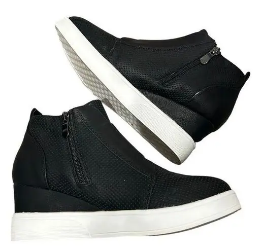 Journee Collection Clara Wedge Sneaker Size 9.5 Women’s Black NEW