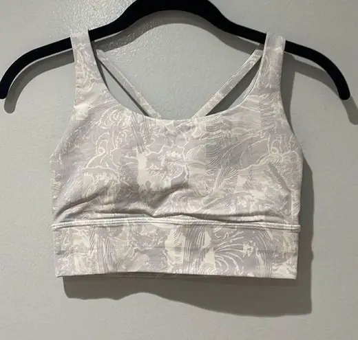 Lululemon  Energy Luxtreme Sports Bra size 4 Gray and White