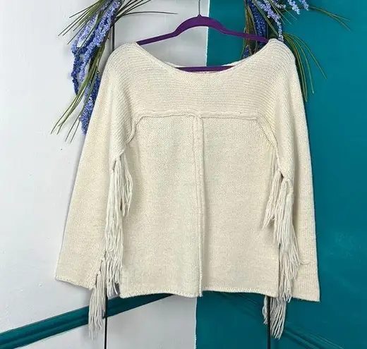 Others Follow Off white sweater with fringe on sleeves sz small - Image 1