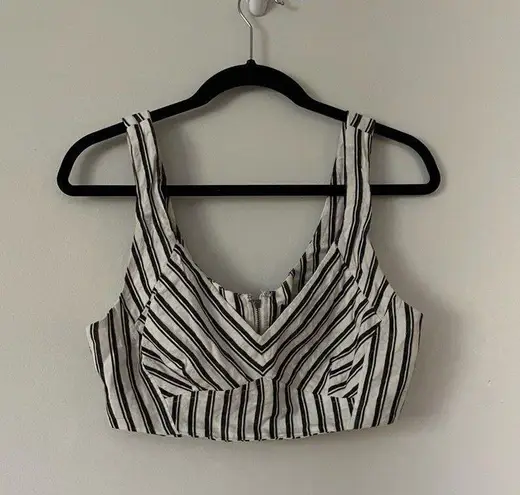 BCBGMAXAZRIA striped linen blend crop top Size 6