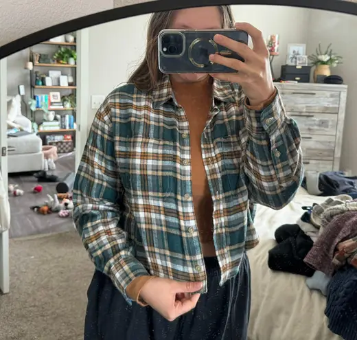 American Eagle Outfitters Cropped Flannel