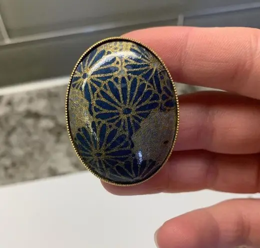 Lot Of 2 Gold Tone Vintage