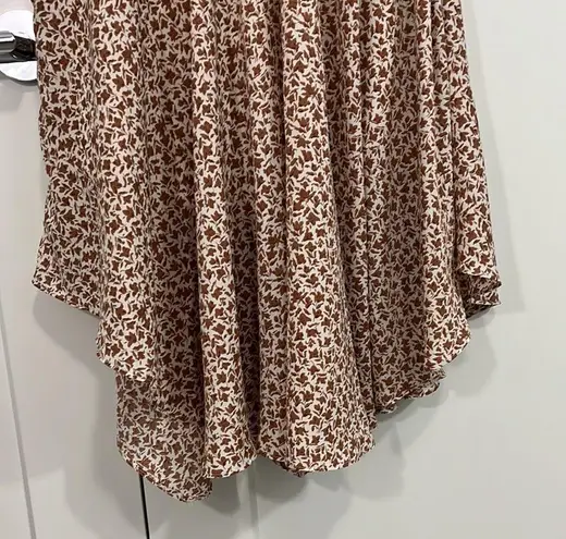 Wishful Thinking Small Brown Floral Pattern Curved Hem Short Sleeve Maxi Dress