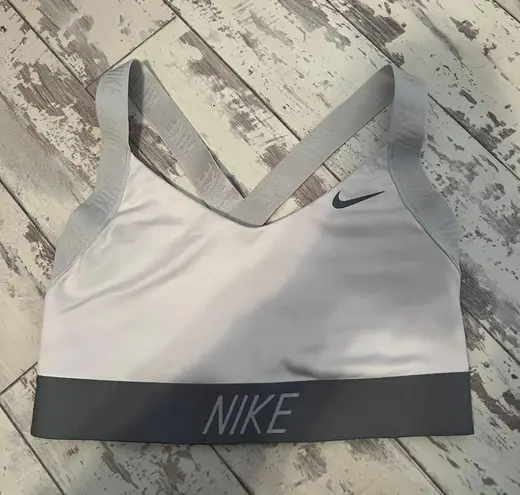 Nike cross back sports bra