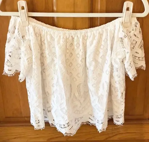 EXPRESS EUC  White Off the Shoulder Lace Top, Size Extra Small