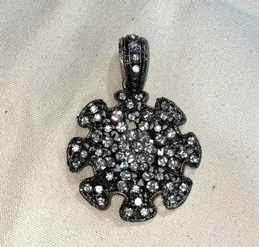 Large Flower Crystal Pendant