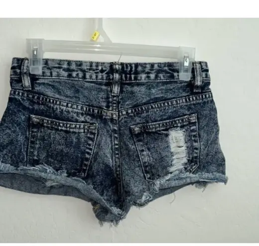 Forever 21 Sz 24 Cut Off Jean Shorts  29” Actual Measurement. Super Cute!!