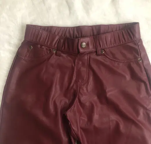 Hue Burgundy Leatherette Faux Leather Leggings