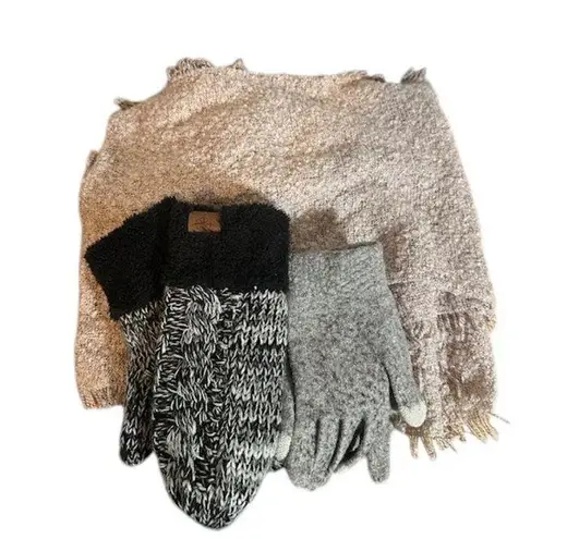 Two Pairs of Gloves. Mittens Black White Gray Knit Gloves Women