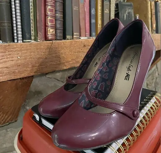 American Eagle Academia oxblood heels burgundy