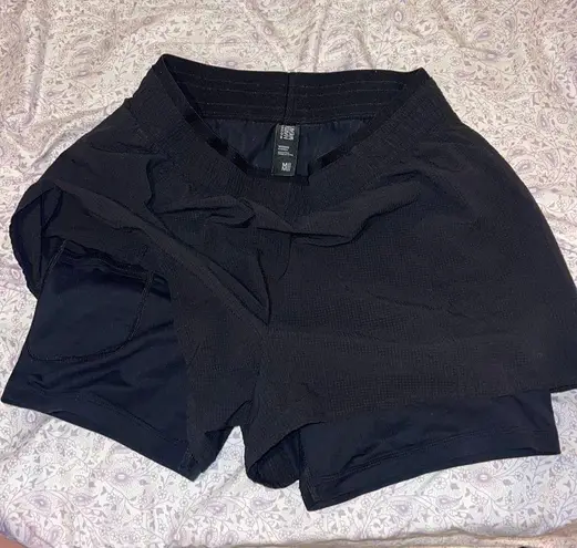 Mountain Hardwear Shorts