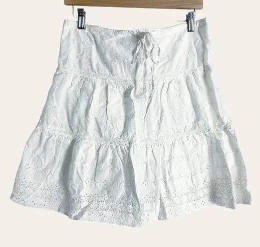 Juicy Couture Vintage  White Tiered Eyelet A-Line Mini Skirt Size Small