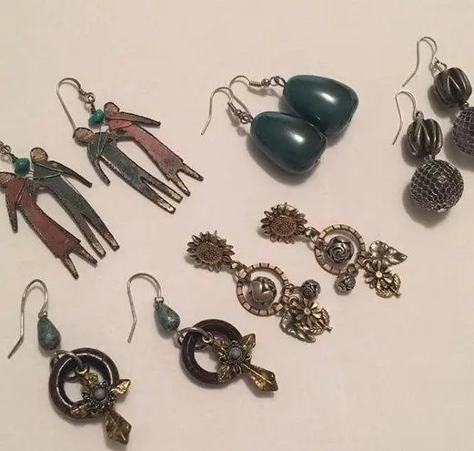 Lot Of 5 Silver Tone Costume Earrings Pierced Variety!!!!
