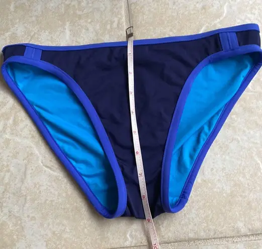 L.L.Bean 2  Bikini Bottoms size 4