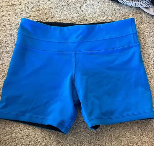 Lululemon Shorts Reversible 4”