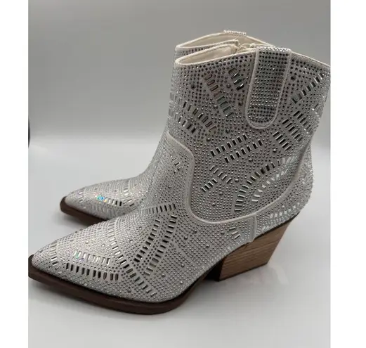 VeryG Rhinestone Western Ankle Boots Pointed Toe Block Heel Zipper Size 8.5 White