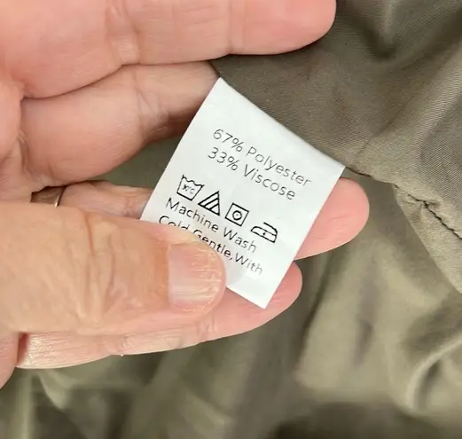 Fabulous Taupe Knit Suit! Tan Size L