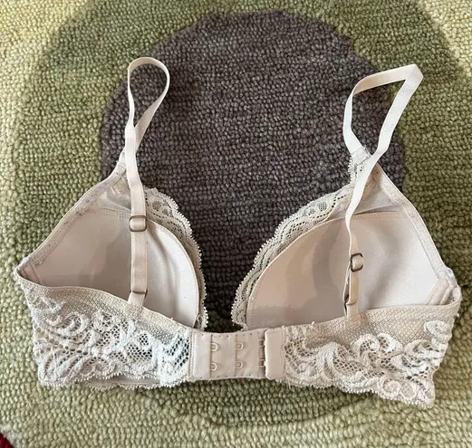 Natori NWOT  Feathers Plunge T-Shirt Bra Lightly Padded Nude Tan Lace Size 32C